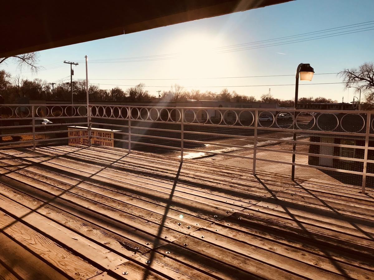 Golden Arrow Motel Lamar エクステリア 写真